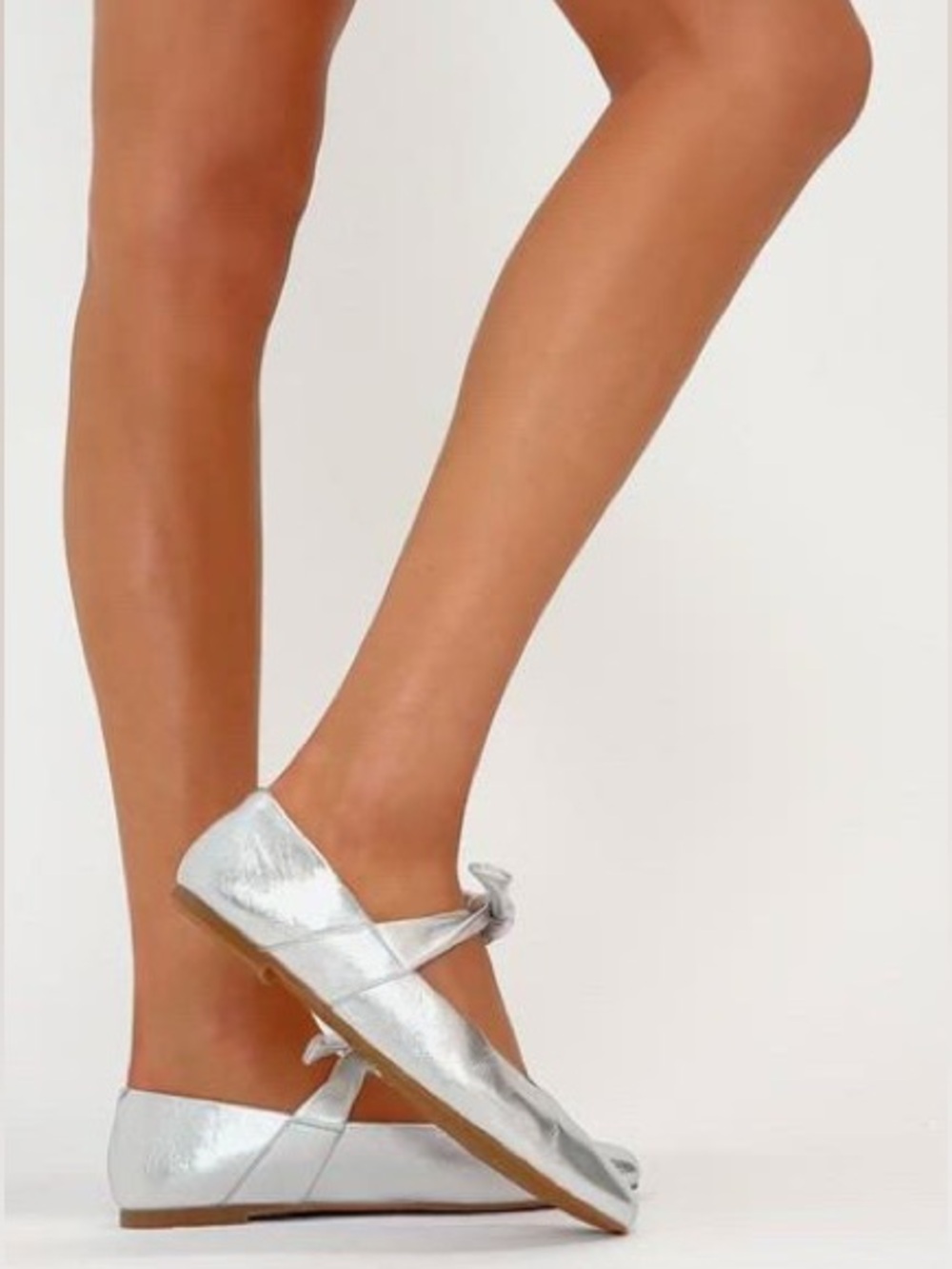 Jewel Badgley Mischka "Taylore" leather Silver Mary Jane Ballet Flats NIB sz 7.5
